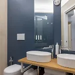 Luxury With Private Hot Tub & Sauna - Magnifica Homes Апартаменты Рим