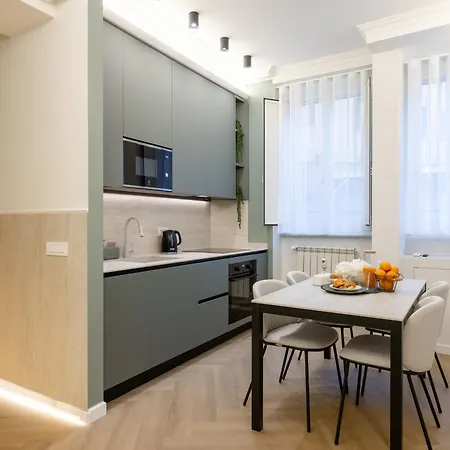 Luxury With Private Hot Tub & Sauna - Magnifica Homes * רומא