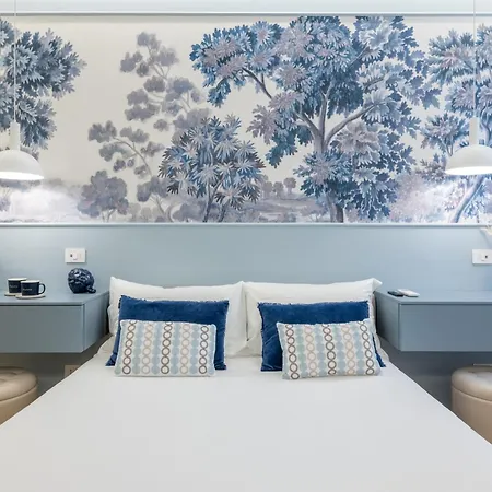 Luxury With Private Hot Tub & Sauna - Magnifica Homes *