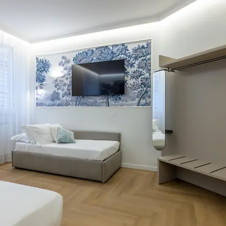 Luxury With Private Hot Tub & Sauna - Magnifica Homes