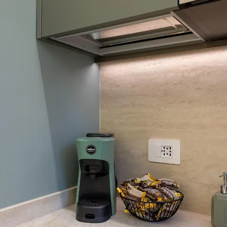 Luxury With Private Hot Tub & Sauna - Magnifica Homes * 罗马