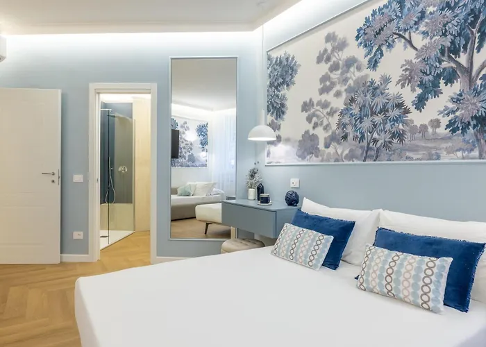 Luxury With Private Hot Tub & Sauna - Magnifica Homes דירה *