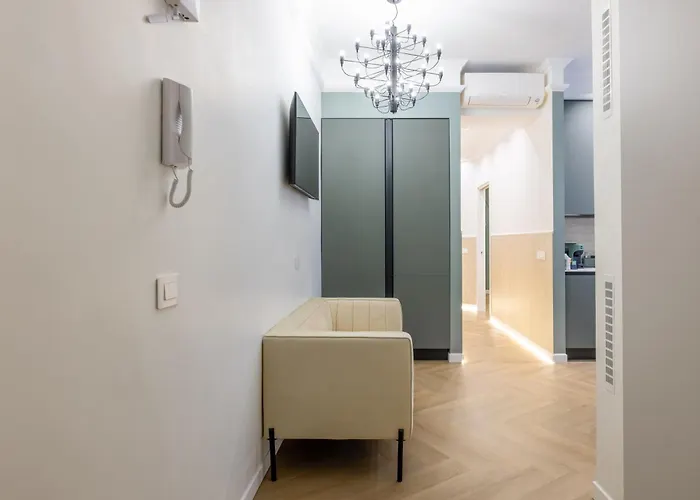 Luxury With Private Hot Tub & Sauna - Magnifica Homes *